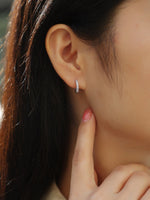 Load image into Gallery viewer, Cercle Pavé Moissanite Huggie Earrings
