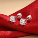 Load image into Gallery viewer, Éclat Intemporel Moissanite Stud Earrings
