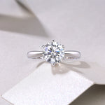 Load image into Gallery viewer, Éclat Solitaire Moissanite Ring