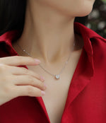 Load image into Gallery viewer, Éclat Essentiel Moissanite Necklace