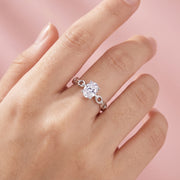 Chaîne d'Éclat Moissanite Ring