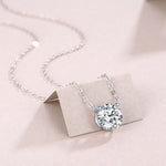 Load image into Gallery viewer, Éclat Léviter Moissanite Necklace
