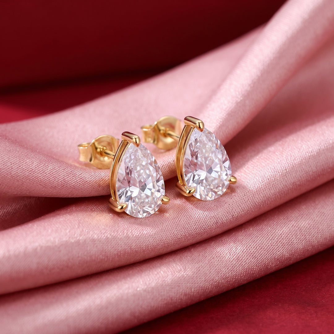 Aurum Pear Stud