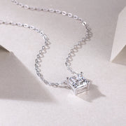 Éclat Cube Moissanite Necklace