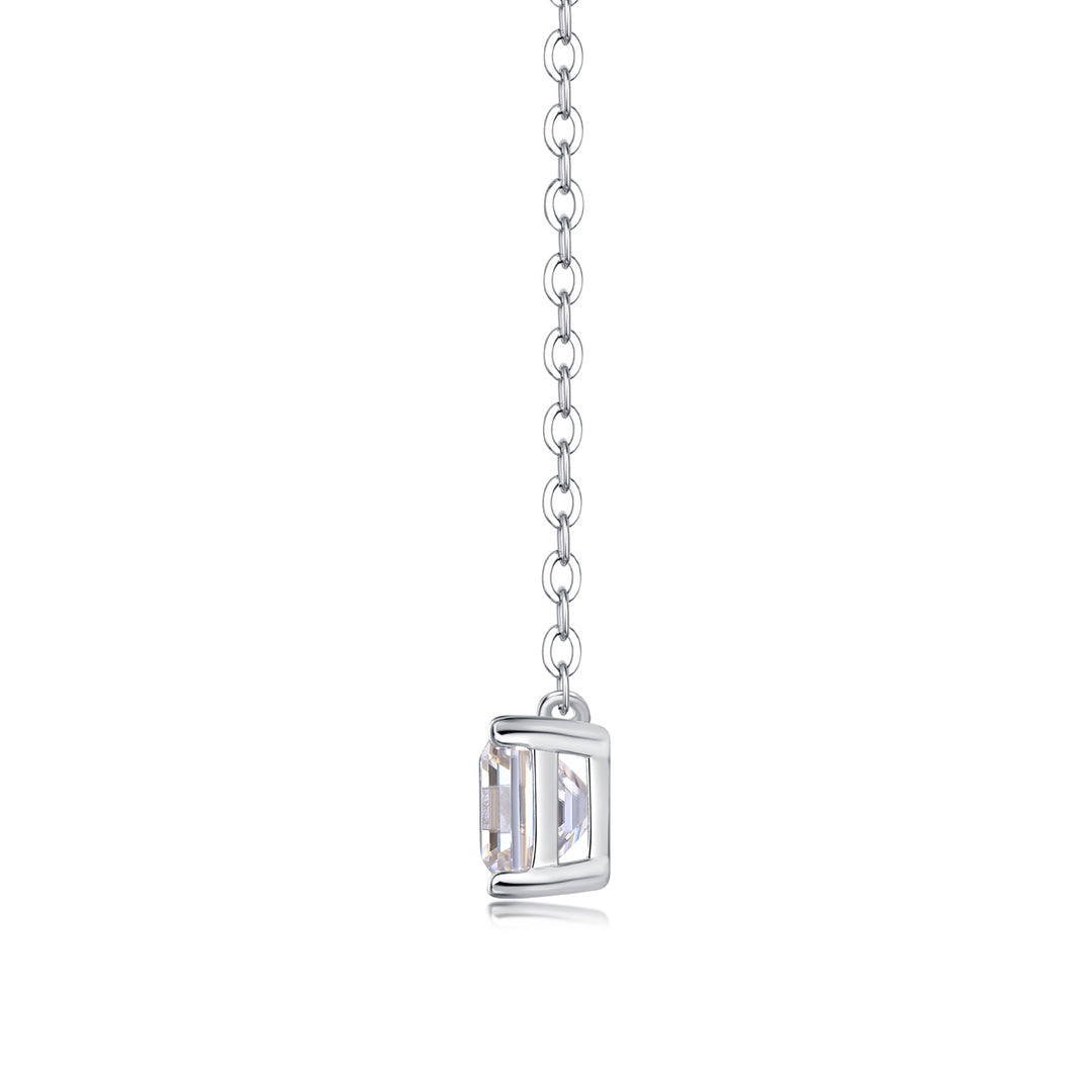 Éclat Cube Moissanite Necklace