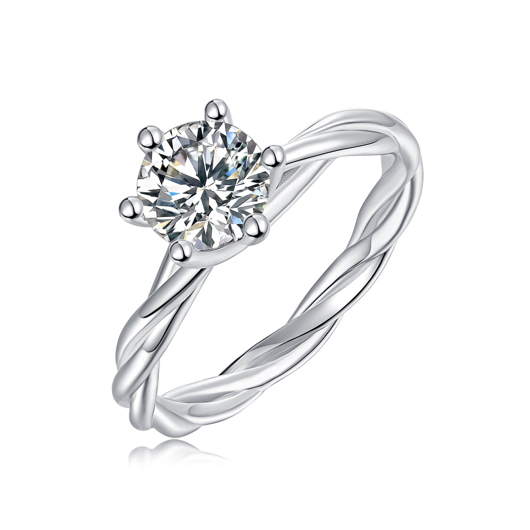 Éclat Entrelacé Moissanite Ring