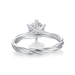 Load image into Gallery viewer, Éclat Entrelacé Moissanite Ring
