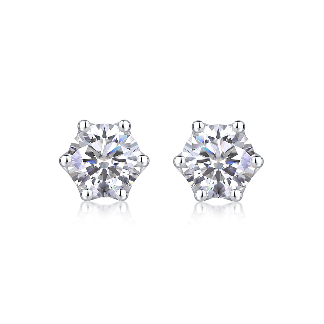 Éclat Royal Moissanite Stud Earrings
