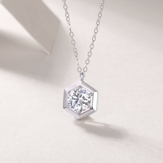 Éclat Hexagonal Moissanite Necklace