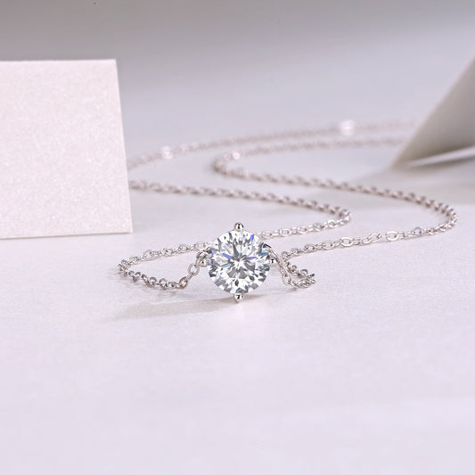 Éclat Classique Moissanite Necklace