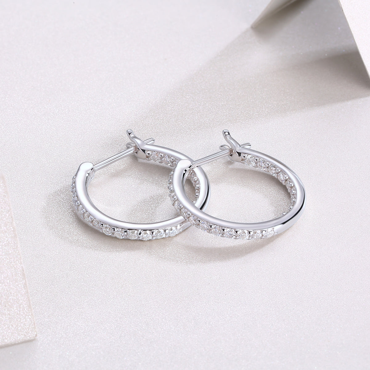 Pavé de Luxe Moissanite Hoop Earrings