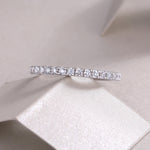 Load image into Gallery viewer, Rivière Éternelle Moissanite Ring
