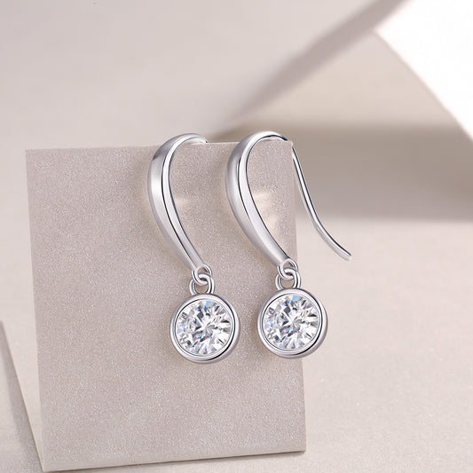 Éclat Bezel Moissanite Earrings