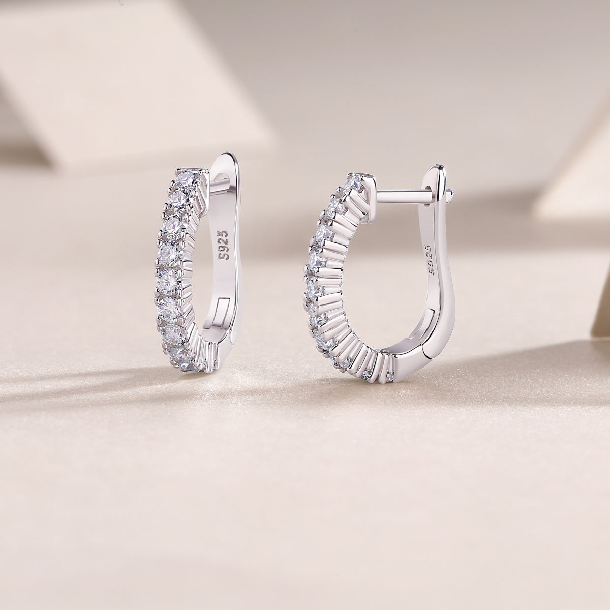 Pavé de Lumière Moissanite Hoop Earrings