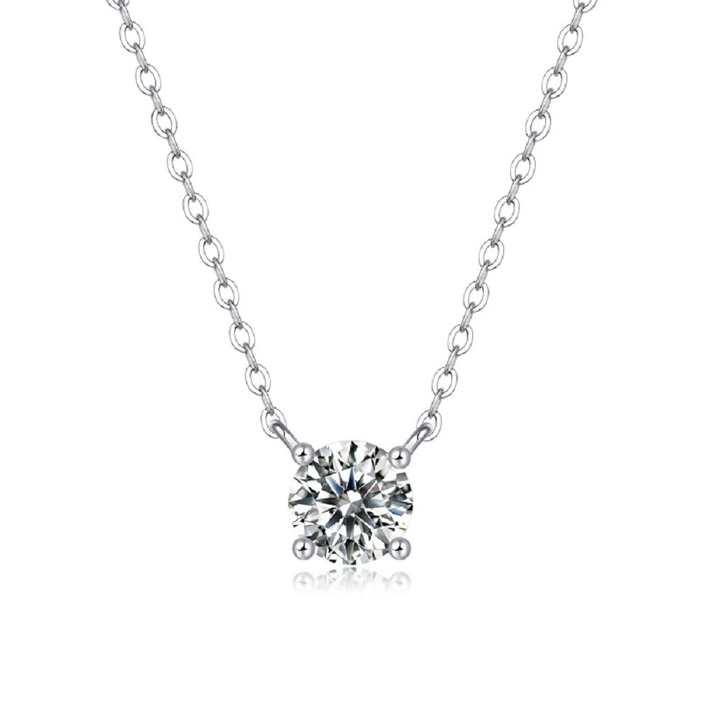 Éclat Essentiel Moissanite Necklace
