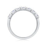 Load image into Gallery viewer, Célébration Éternelle Moissanite Band
