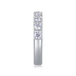 Load image into Gallery viewer, Célébration Éternelle Moissanite Band
