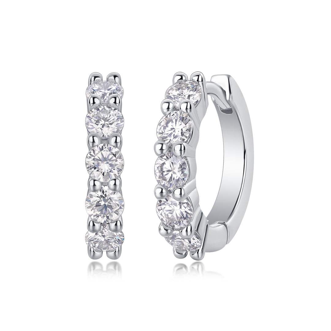 Lumière Éternelle Moissanite Huggie Earrings