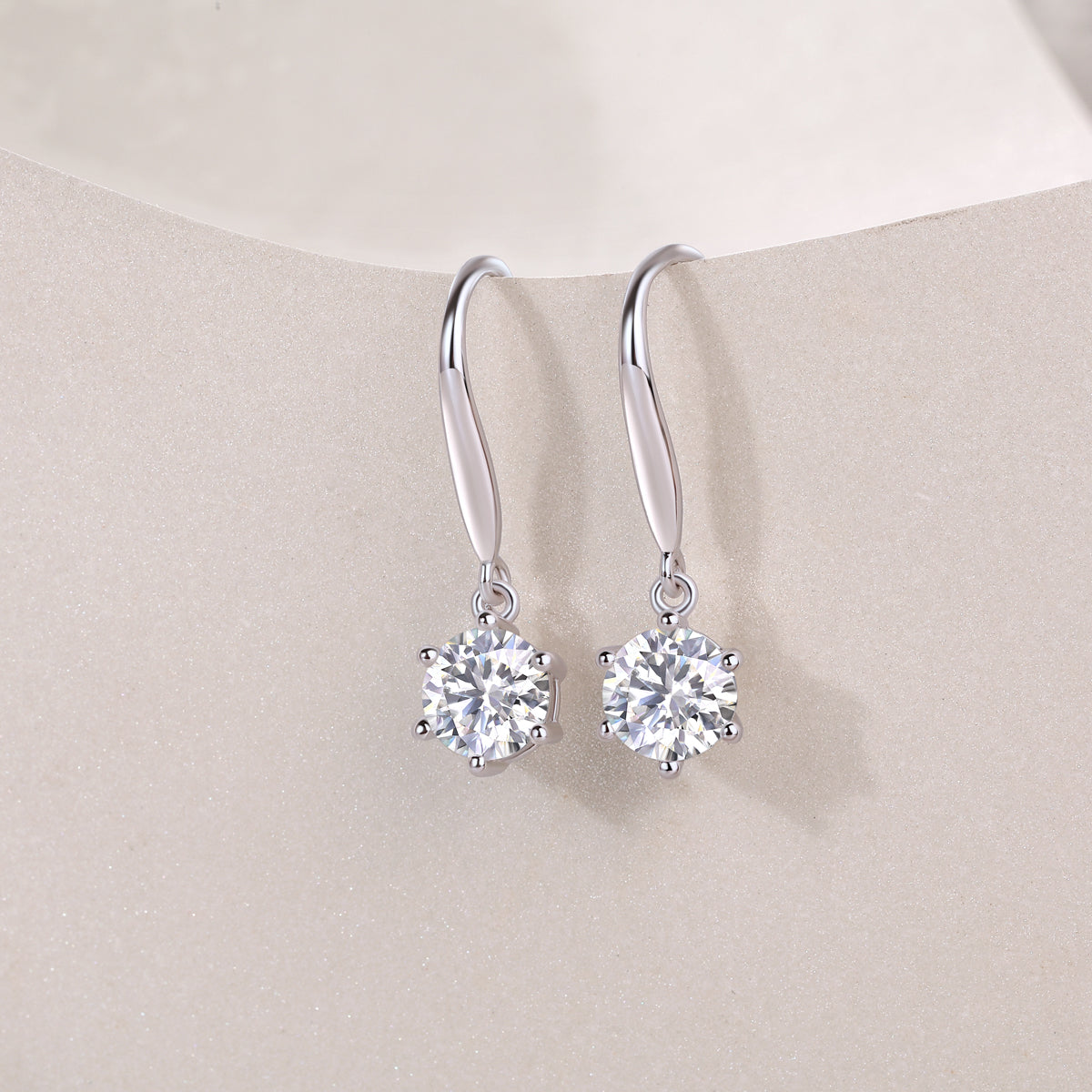 Pendule Éclat Moissanite Earrings