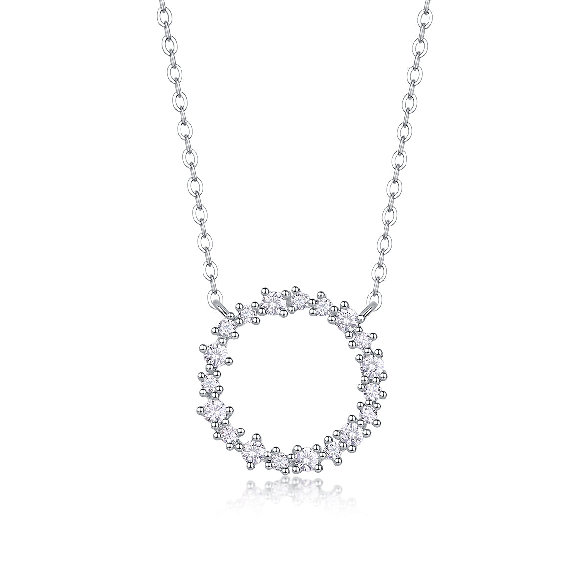 Cercle d'Élégance Moissanite Necklace