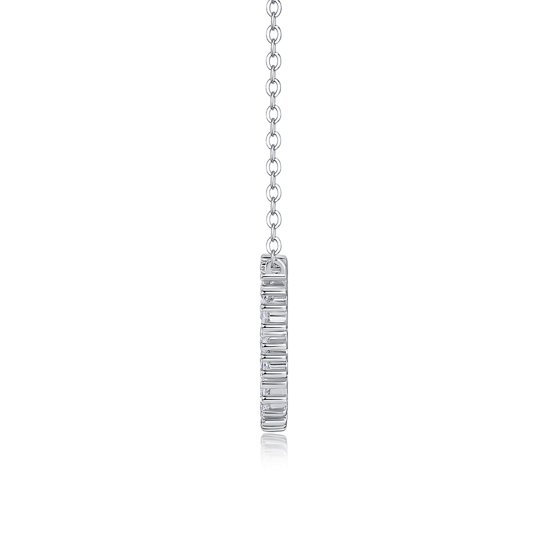 Cercle d'Élégance Moissanite Necklace
