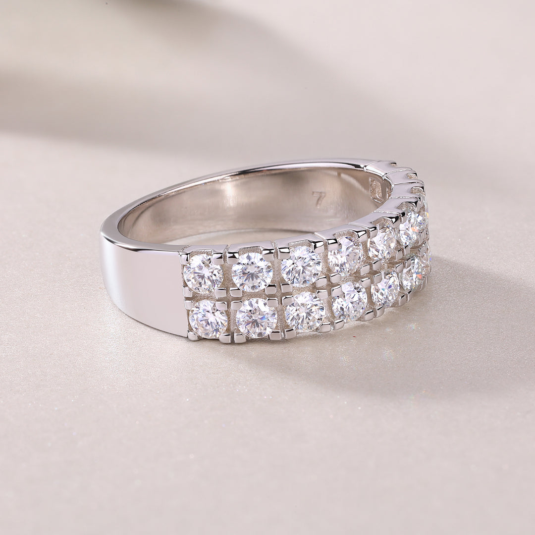 Pavé Royale Moissanite Band