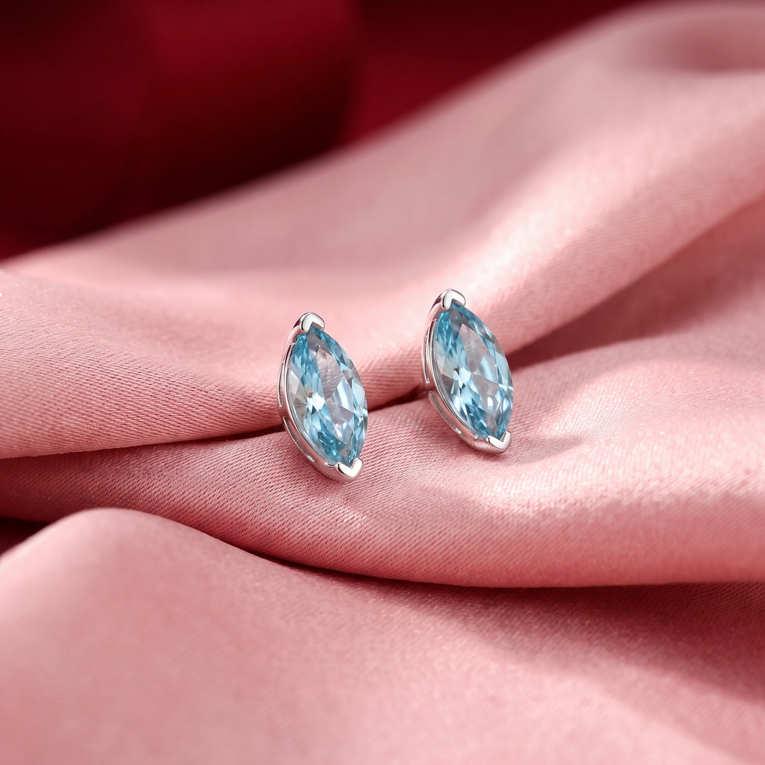 The Marquise Solitaire Stud