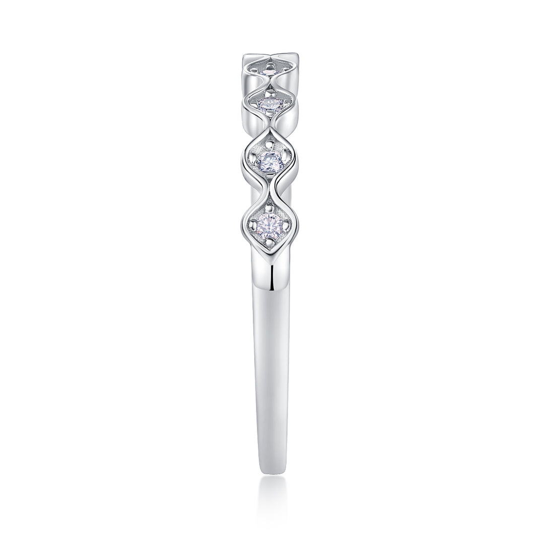 wavelet-moissanite-ring-5